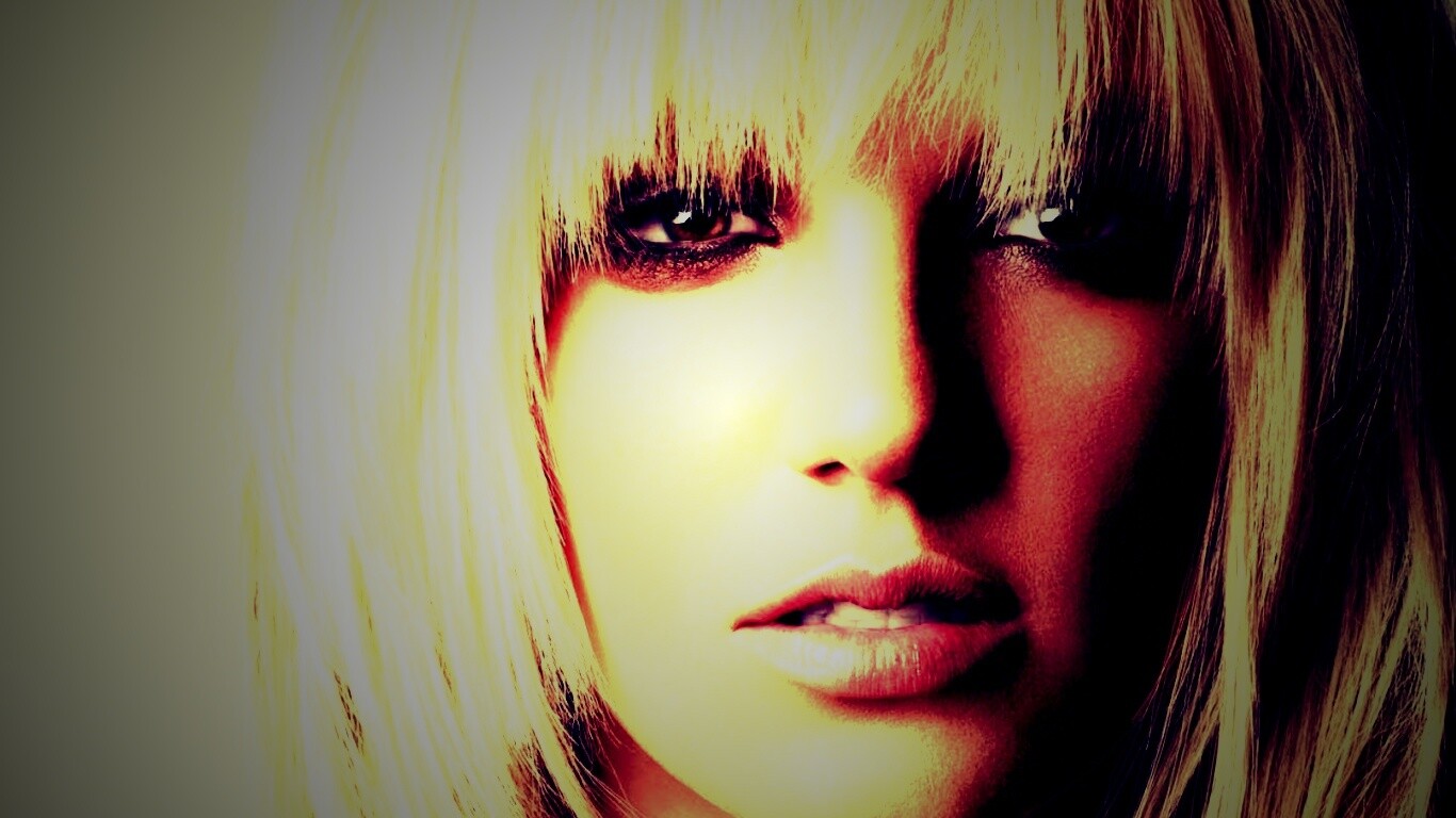 Блондинка Бритни обои