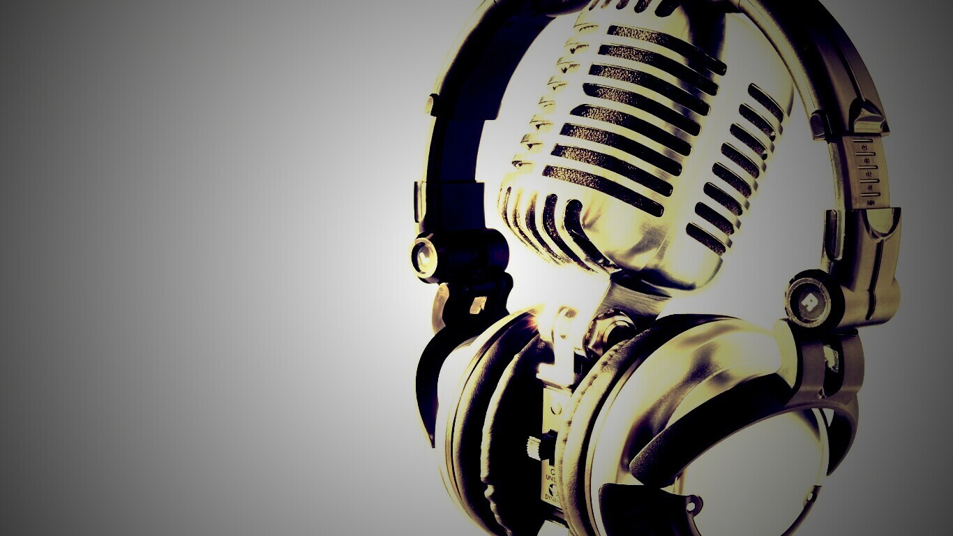 У микрофона обои