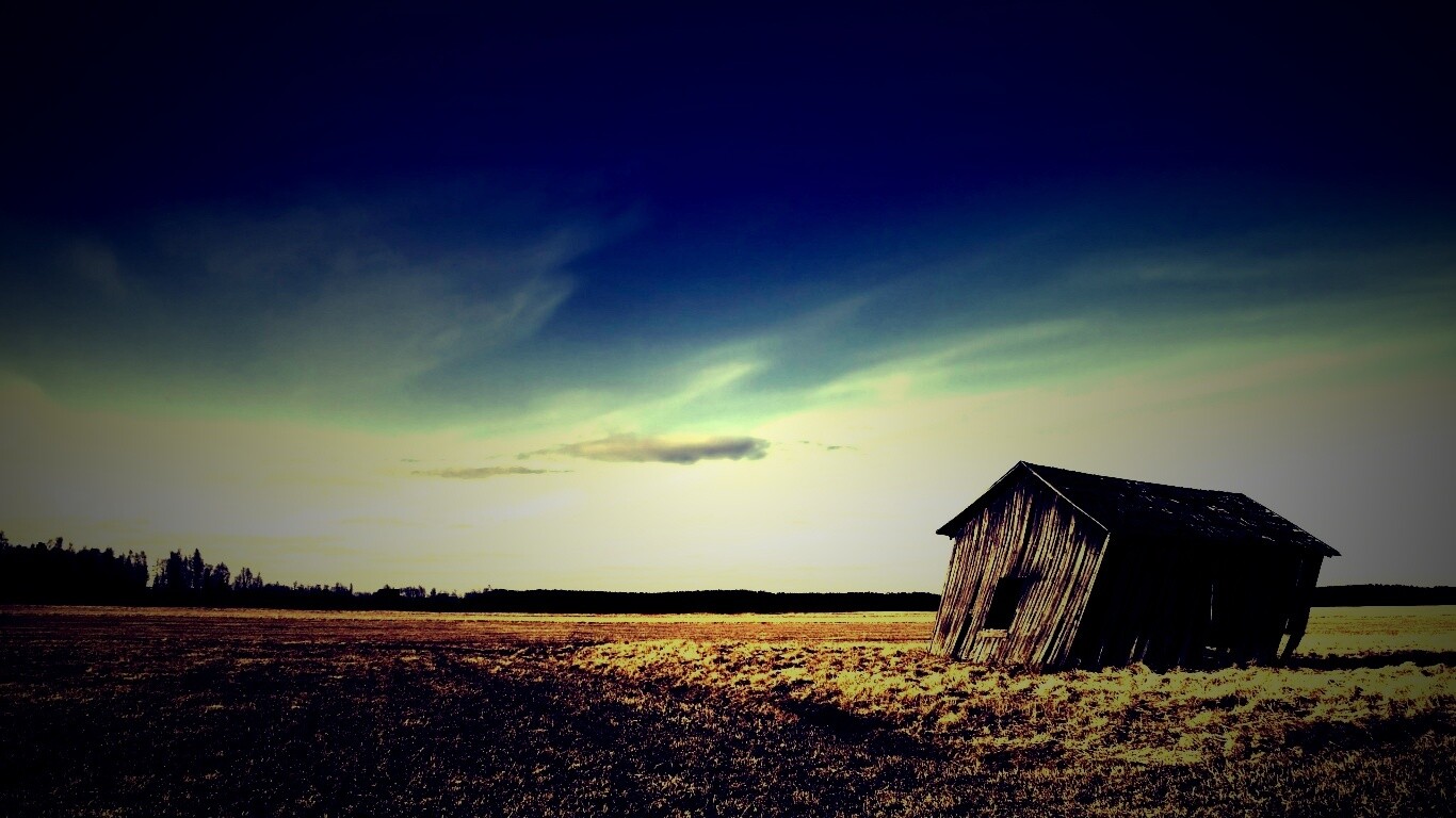 Покосившийся сарай обои