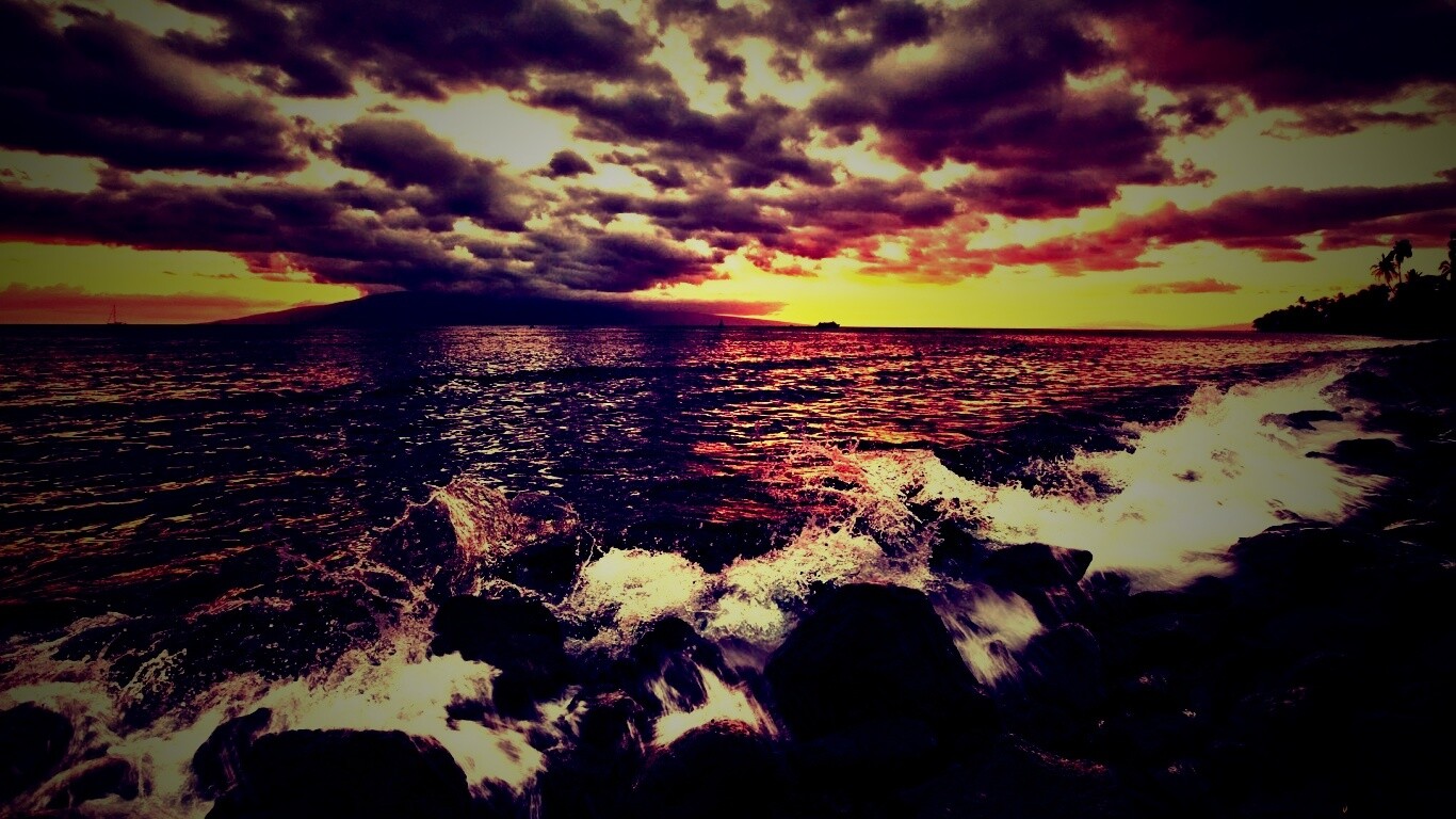 Неспокойно синее море.. обои