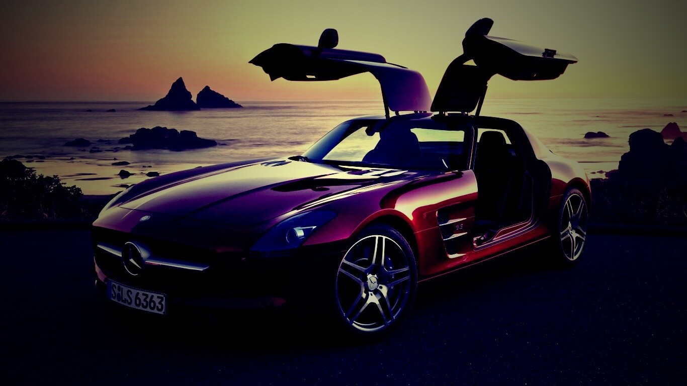 Мерседес на побережье обои