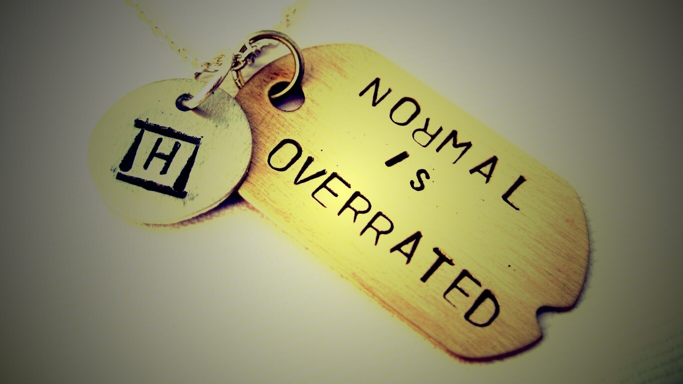 Нормальность переоценена обои
