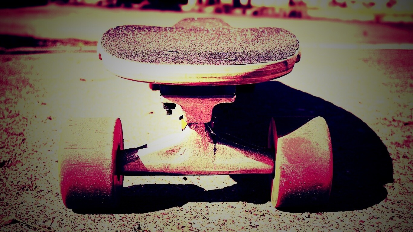 Скейтборд на солнце обои