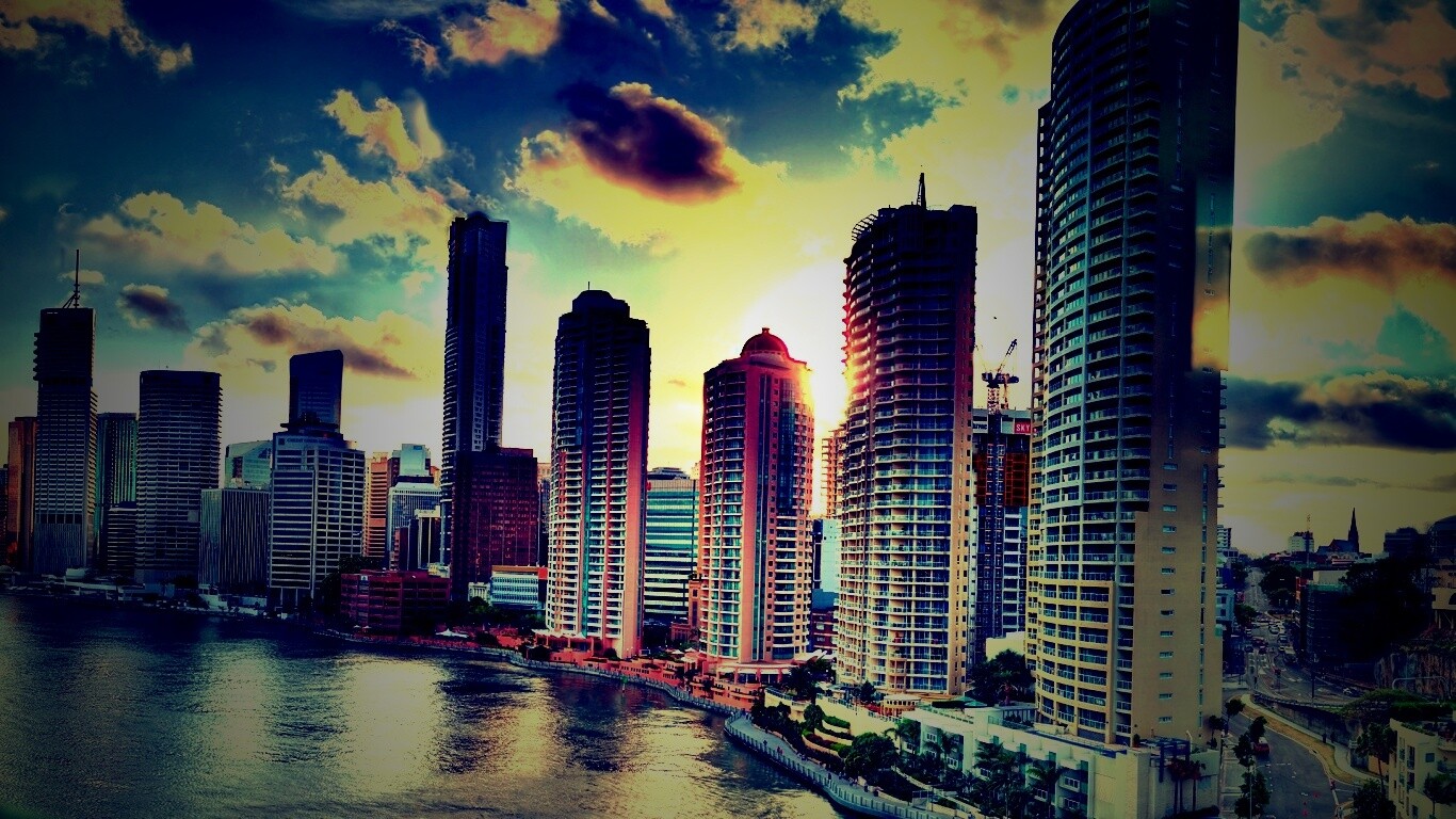 Город на берегу обои