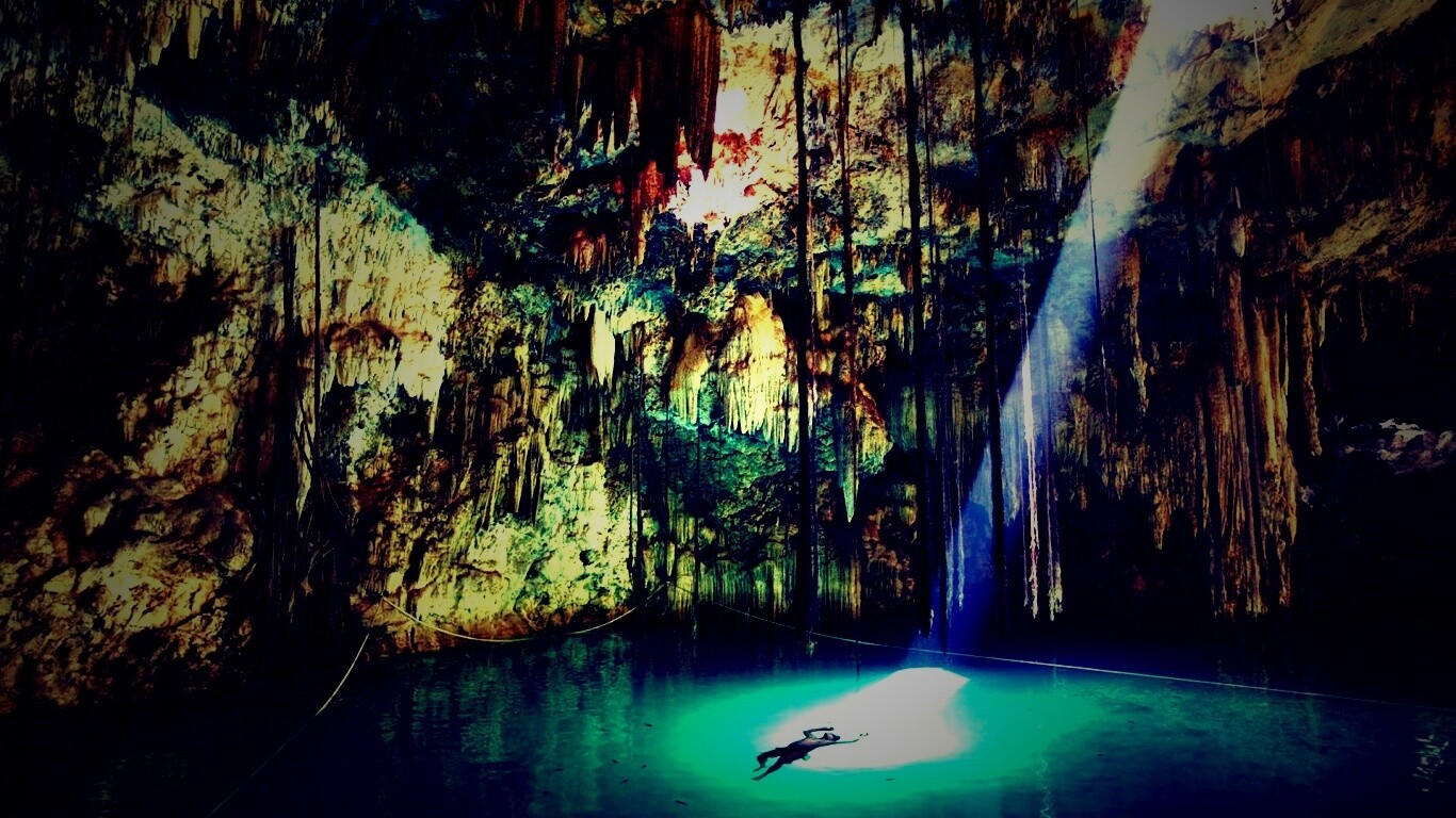 Пещера сталактитов обои