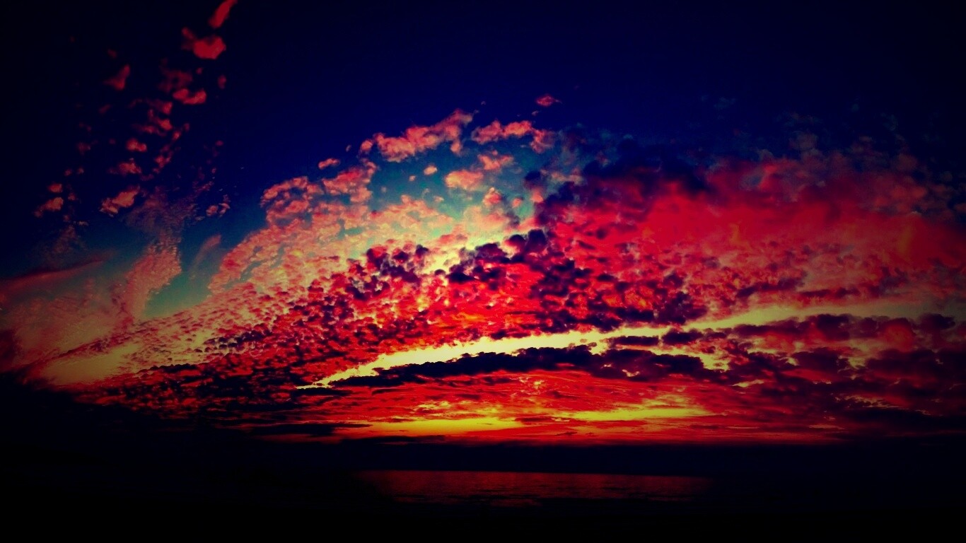 Изумитеьное закатное небо обои