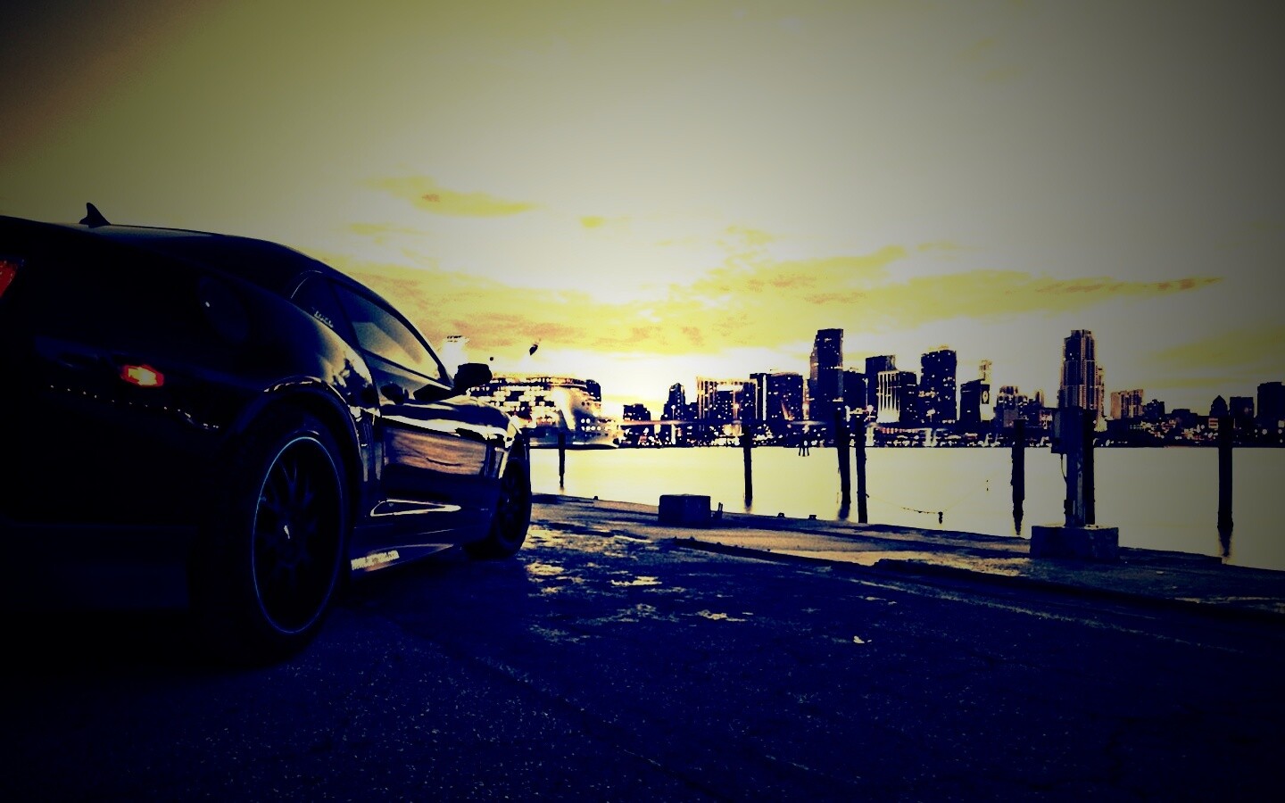 Черный спорткар обои