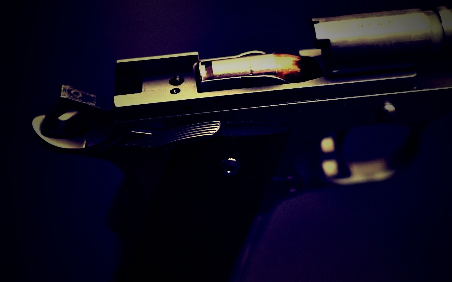 Разобранный пистолет обои