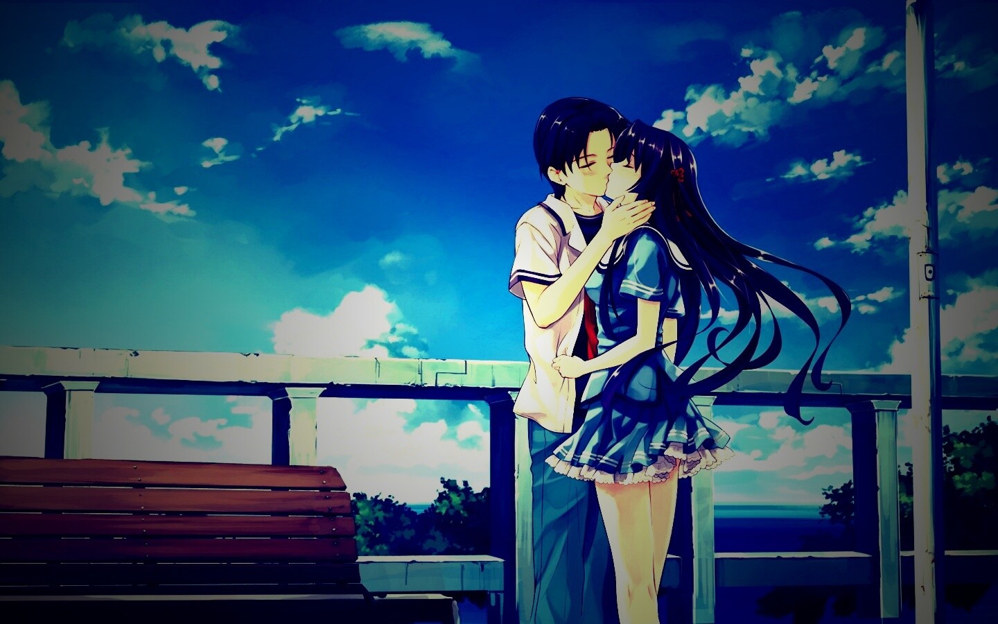 Поцелуй на набережной обои