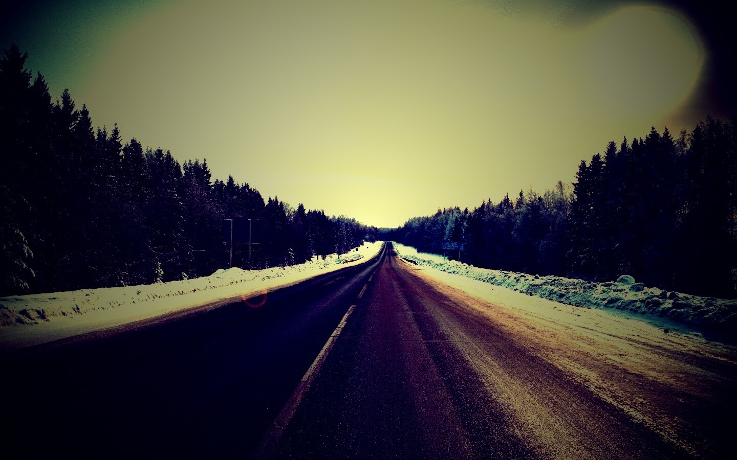 Дальняя дорога зимой обои