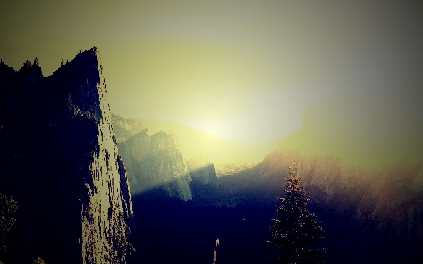 Горный пейзаж обои