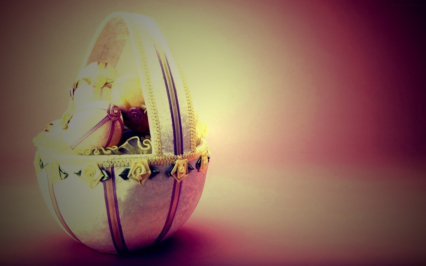 Пасхальная корзиночка обои