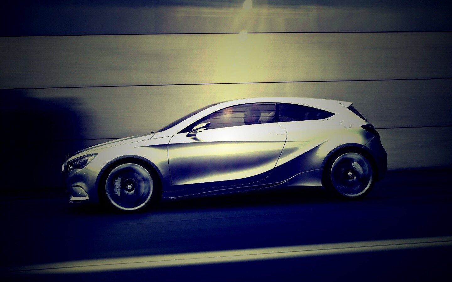 Трёхдверный хэтчбек БМВ обои