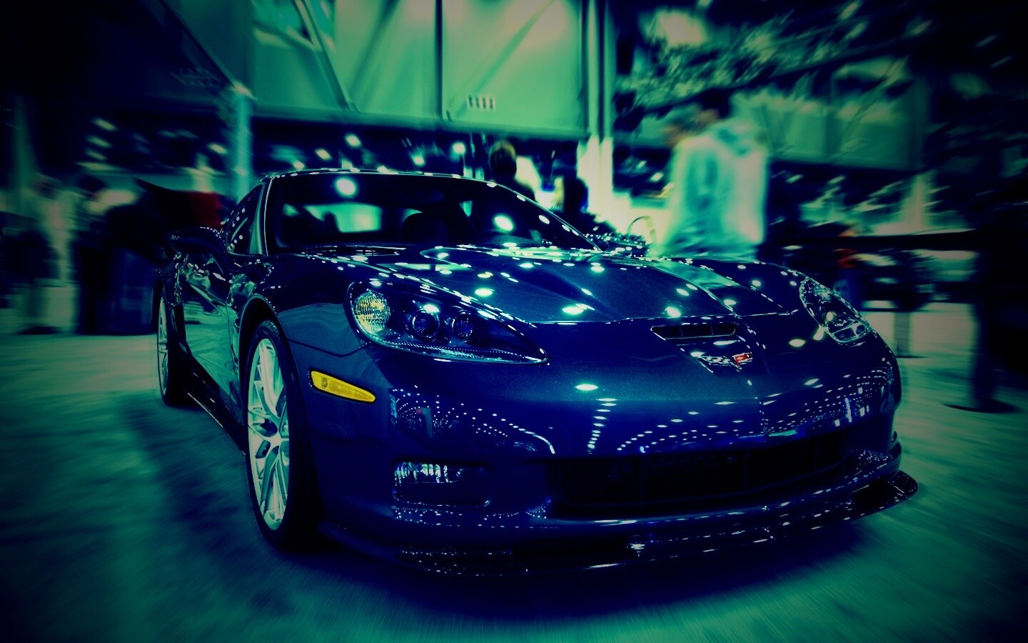 Машина на выставке обои