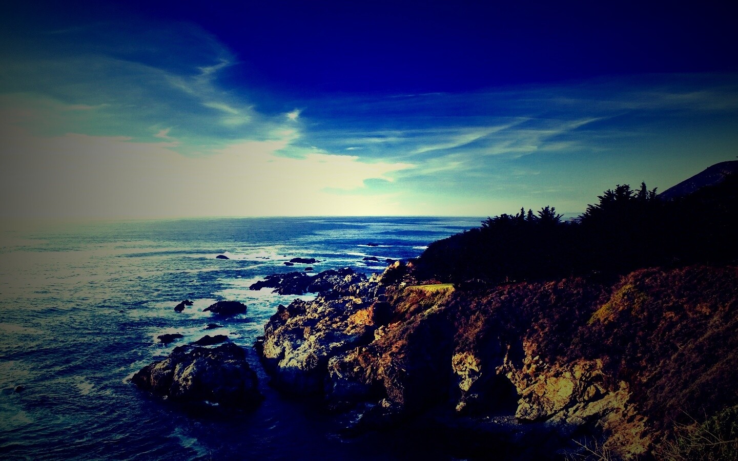 Скалистый берег обои