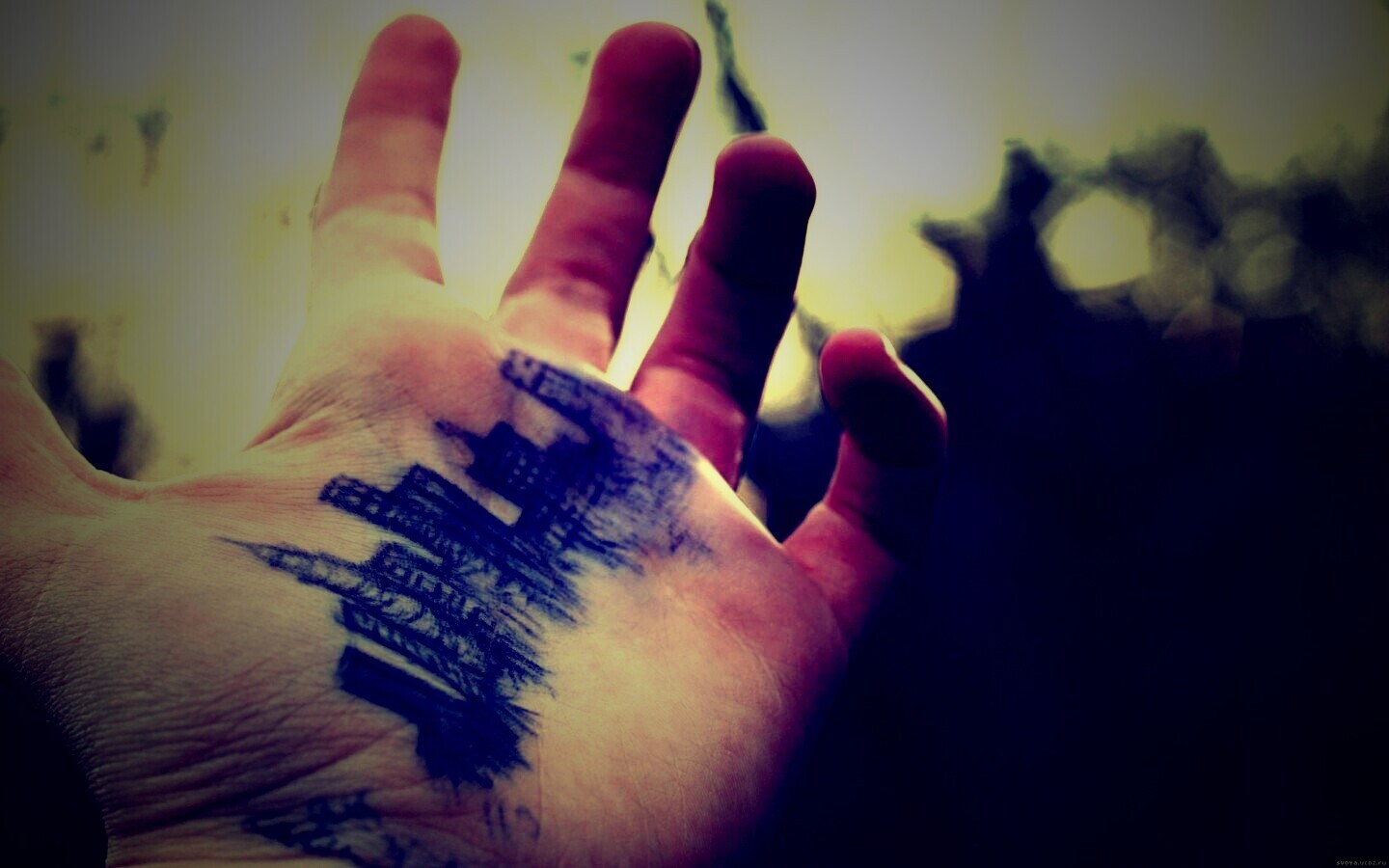 Город на ладони обои