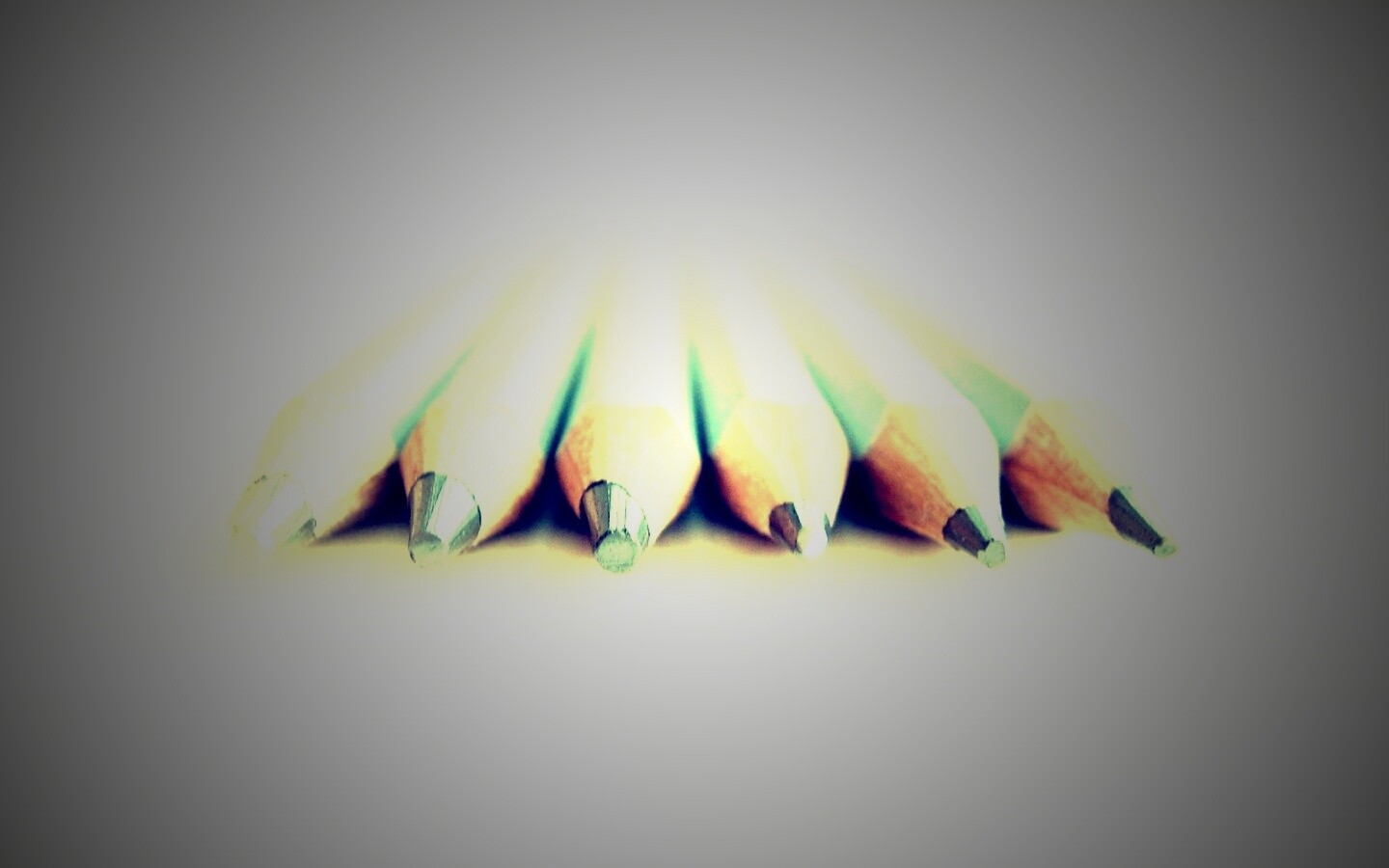 Карандаши обои