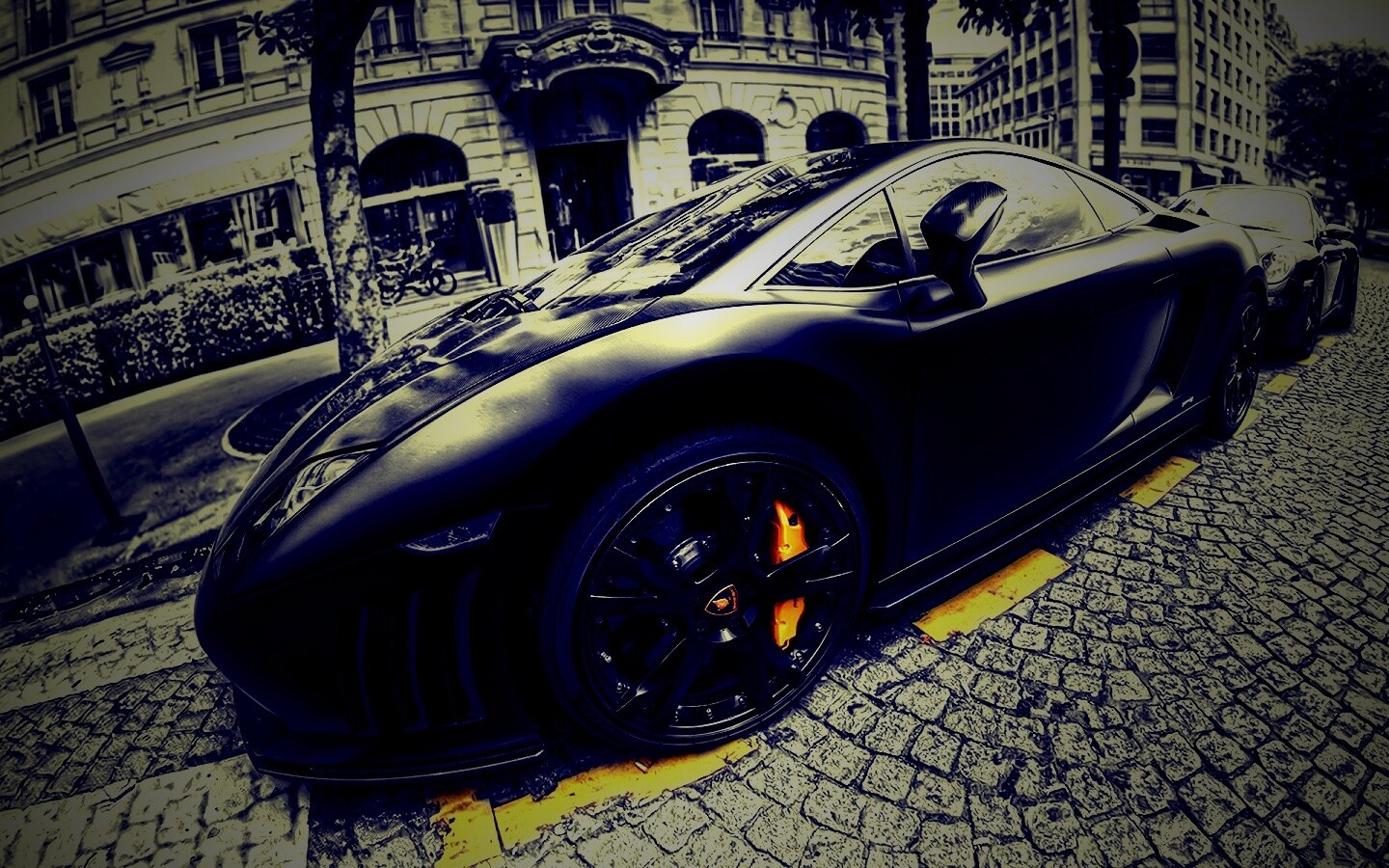 Ламборжини и Порше широкоугольным объективом обои