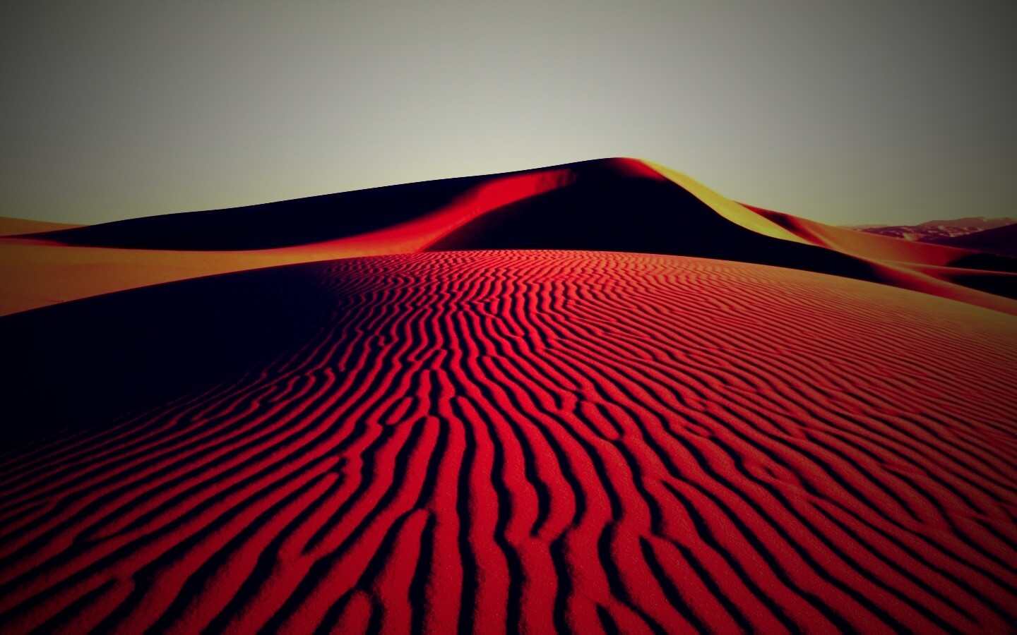 Красные барханы пустыни обои