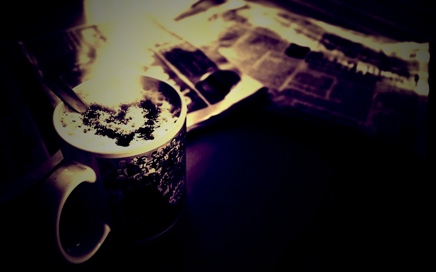 Капучино и свежая пресса обои