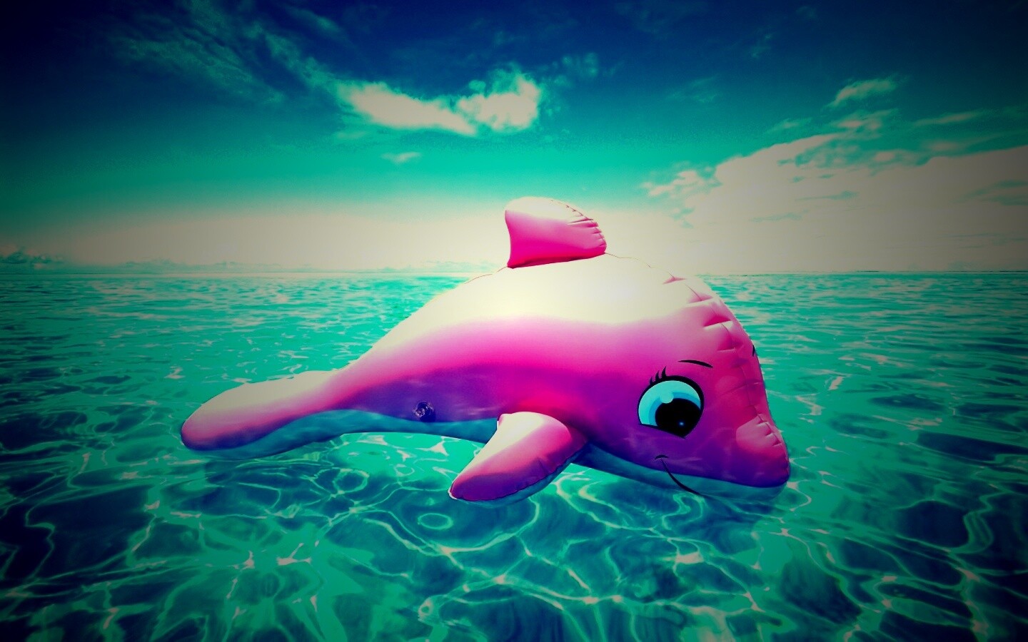 Надувной розовый дельфин обои