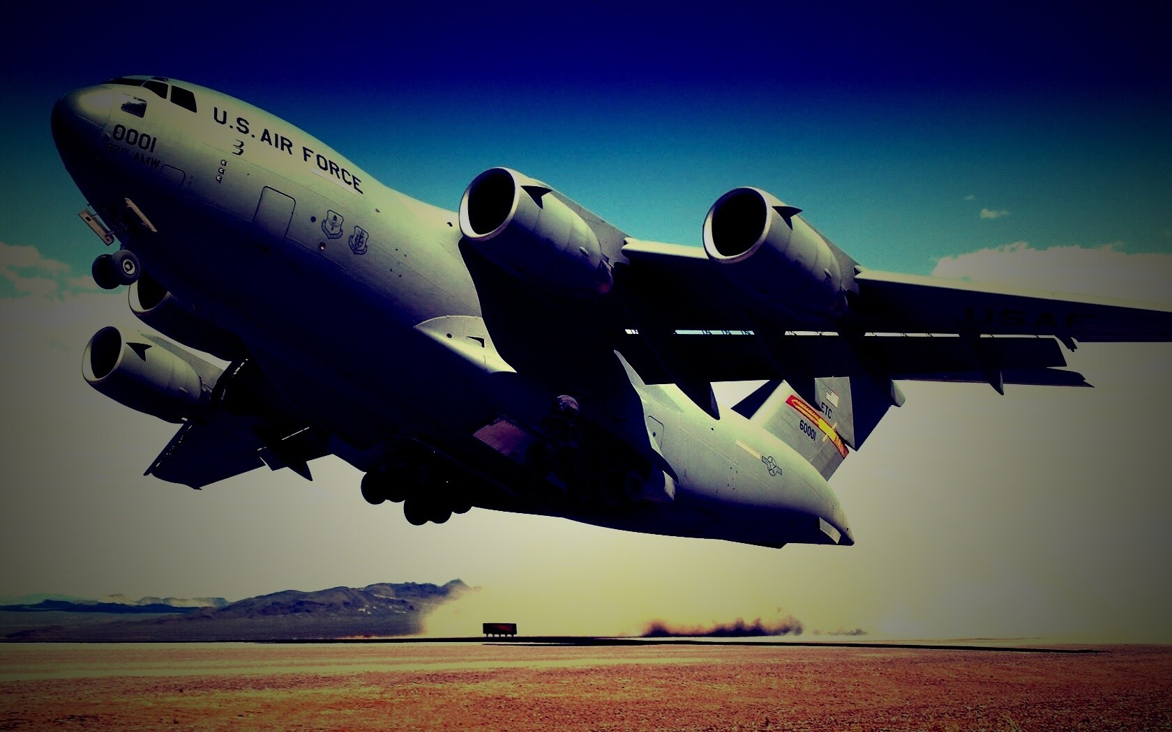 Транспортный самолет воздушных сил США обои