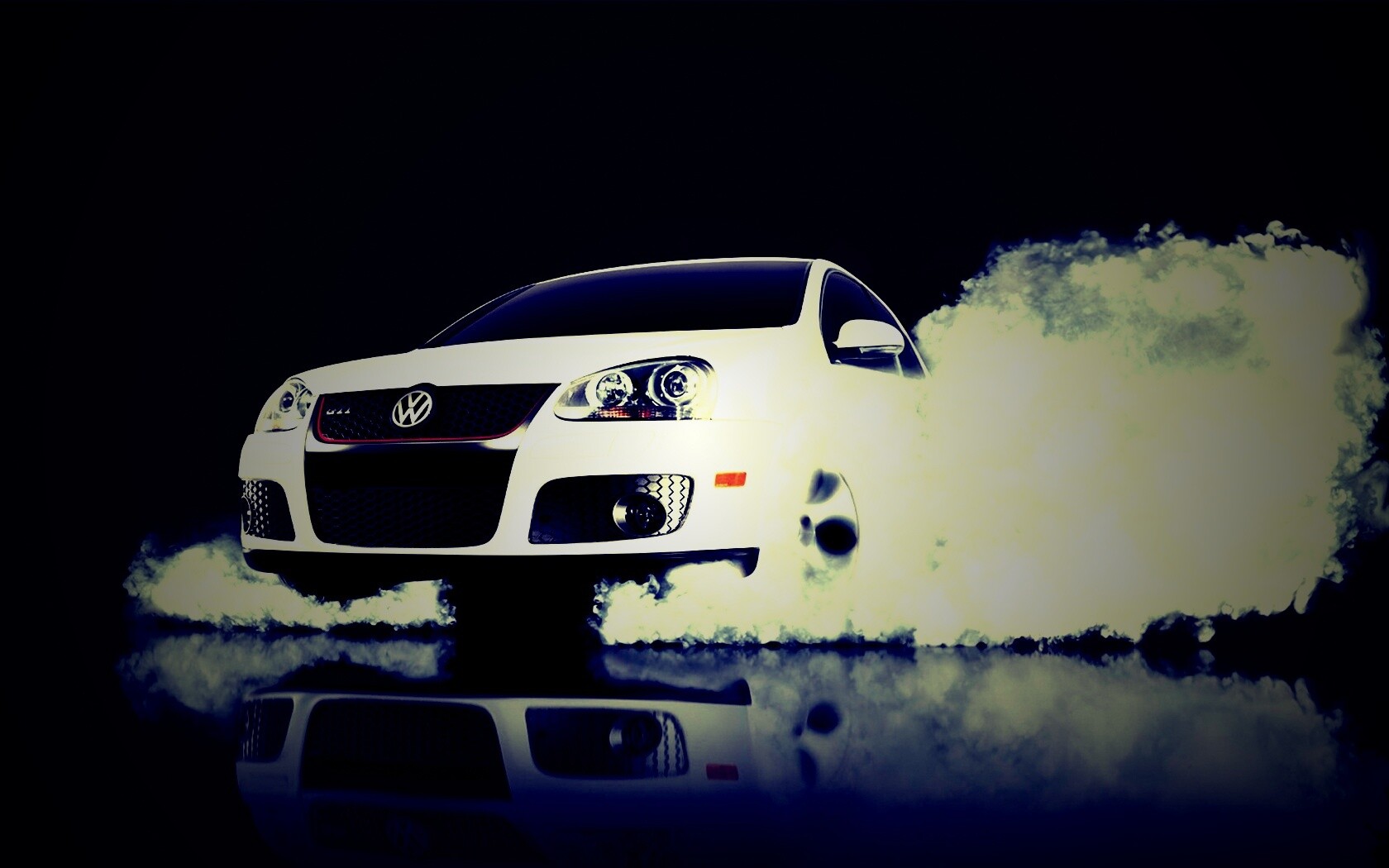 Буксующий белый Фольц обои