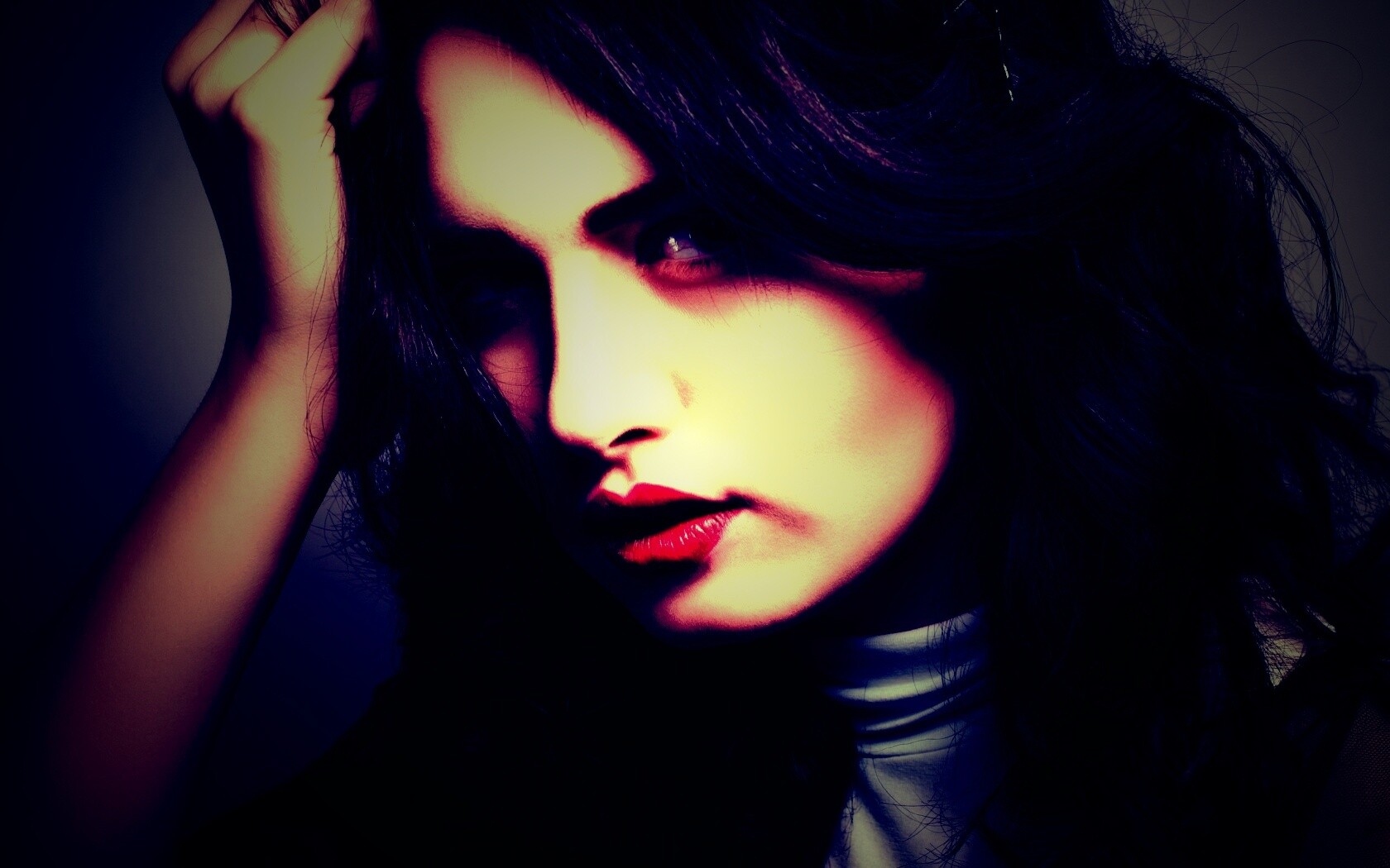 Модель с отличным макияжем обои