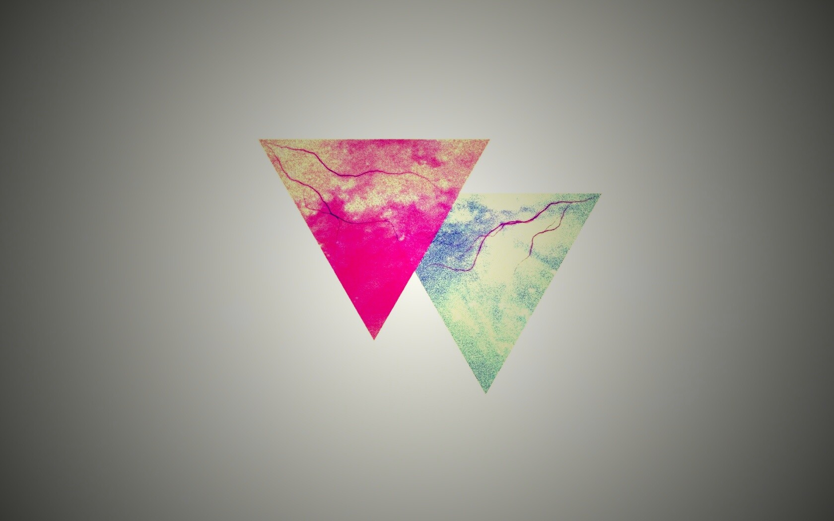 Минималистичные треугольники обои