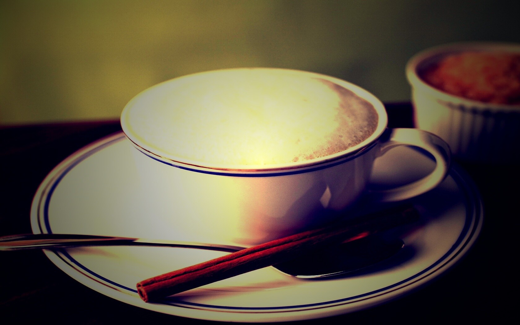 Чашечка кофе с корицей обои