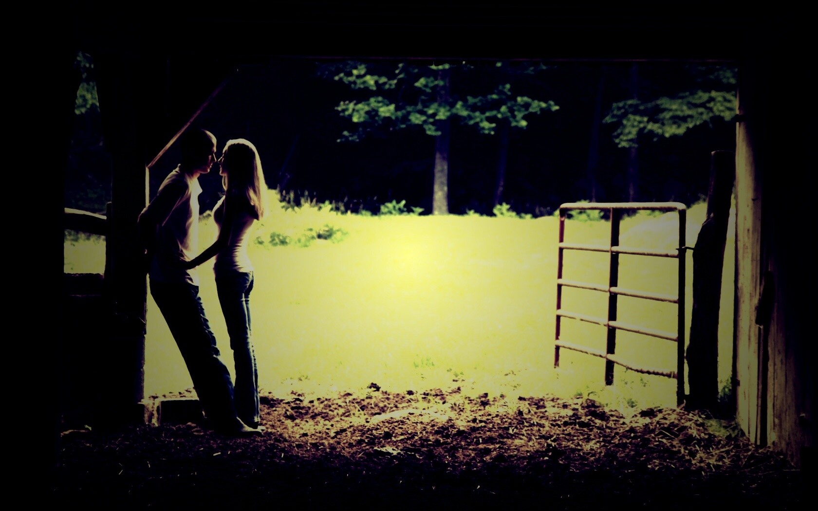 Любовь на природе обои