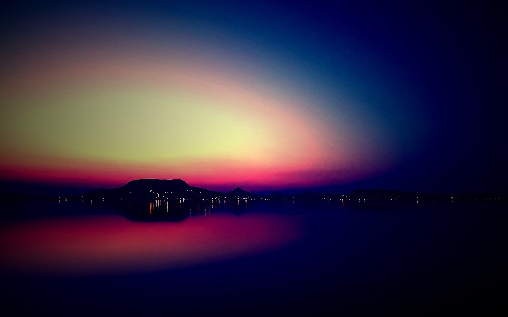 Город на том берегу обои