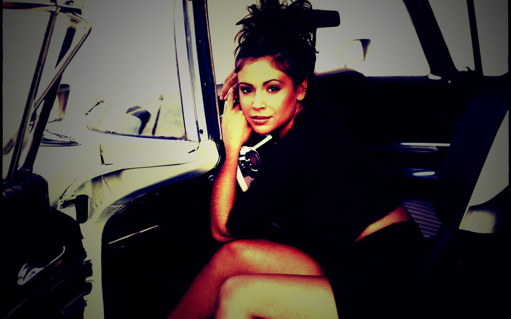 Алиса Милано обои