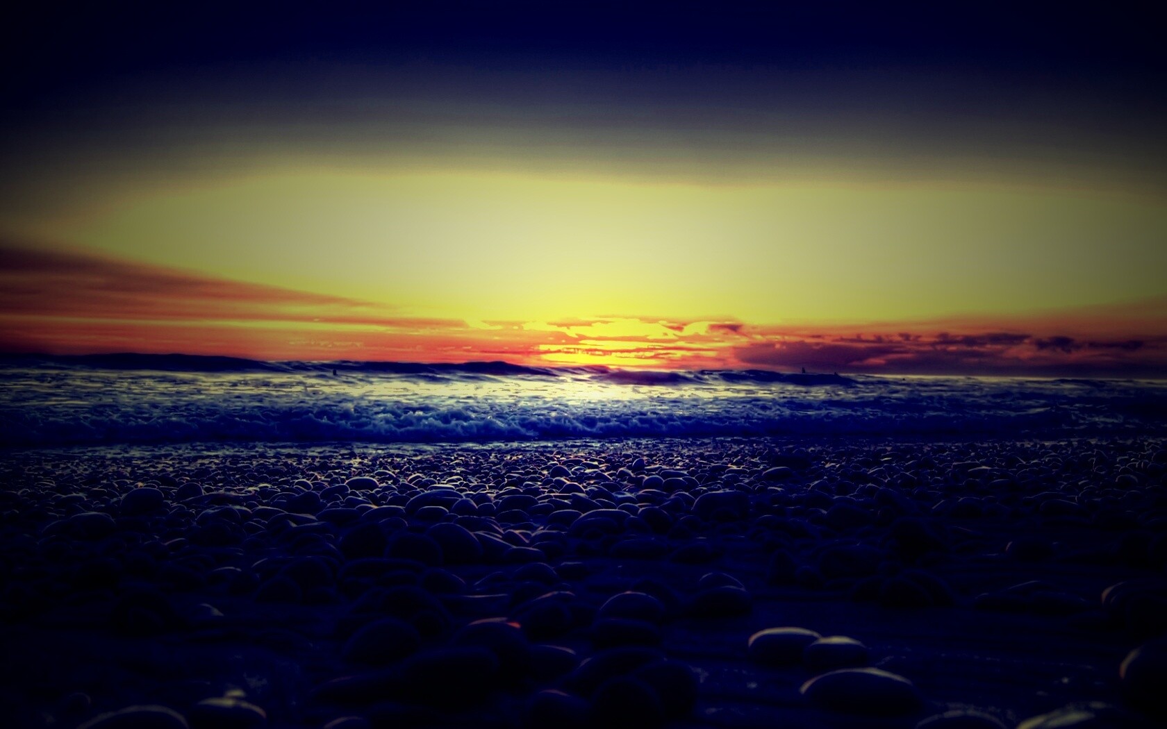 Каменистый пляж обои