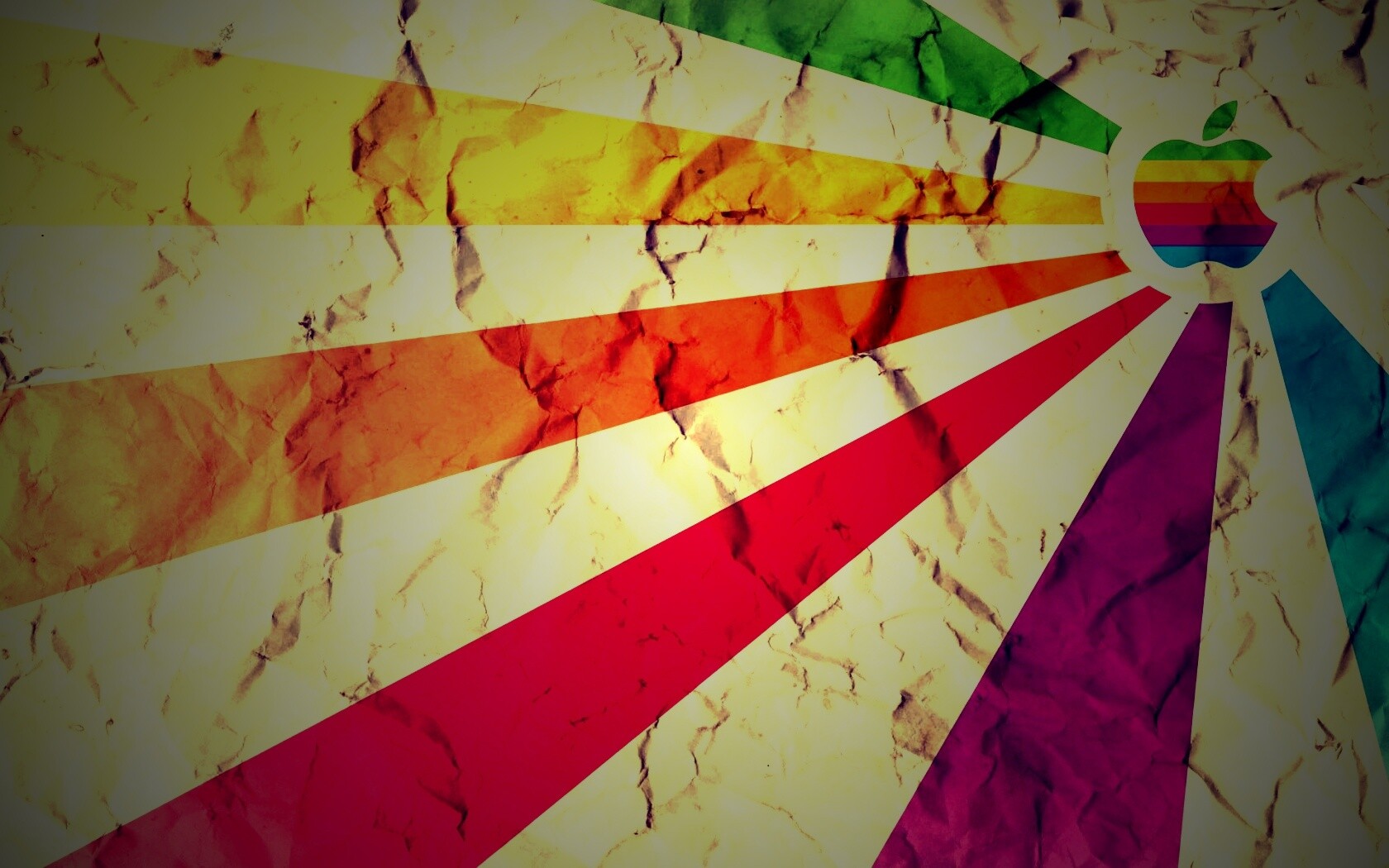 Радужный логотип Apple на мятой бумаге обои