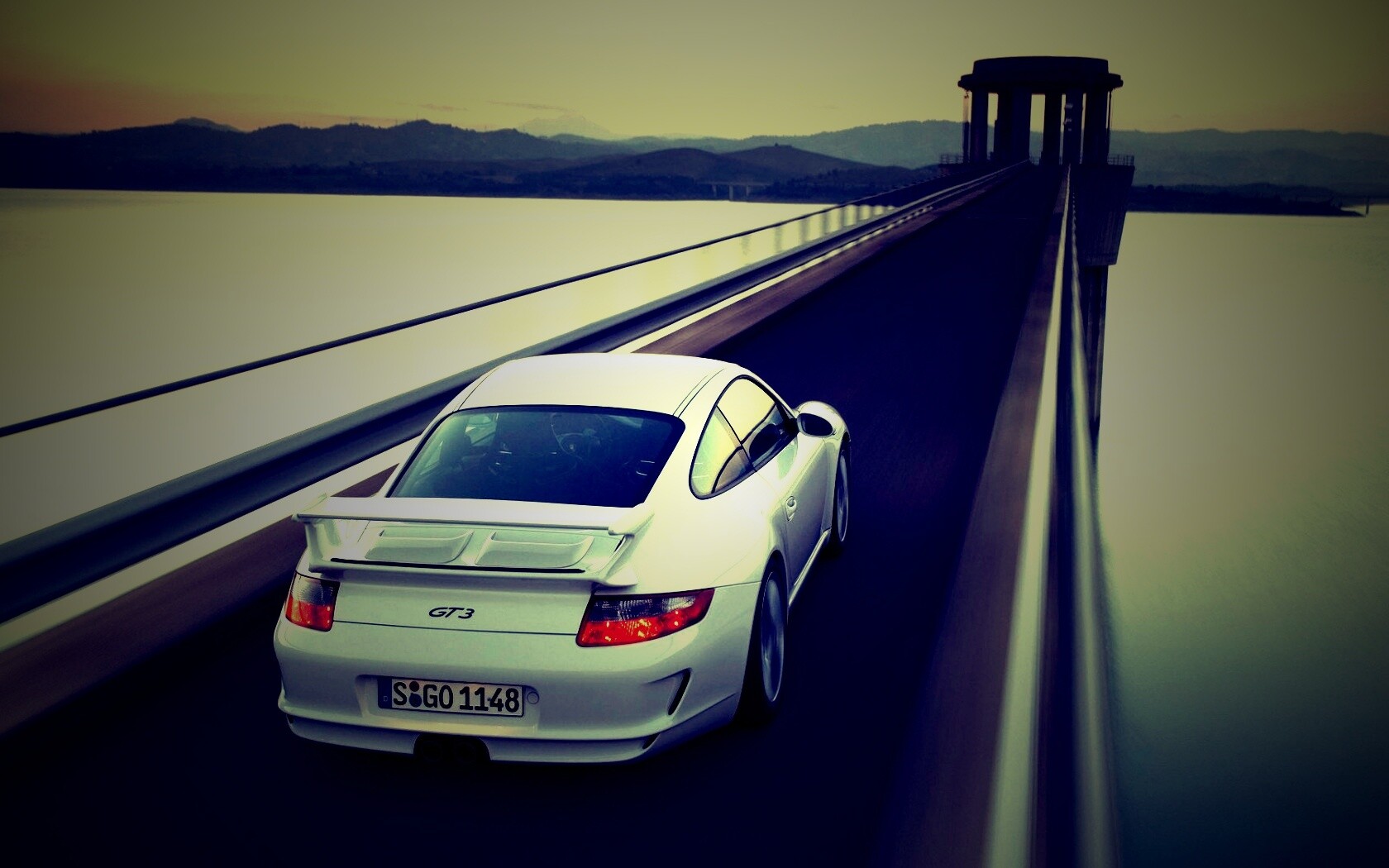 Порше на дамбе обои