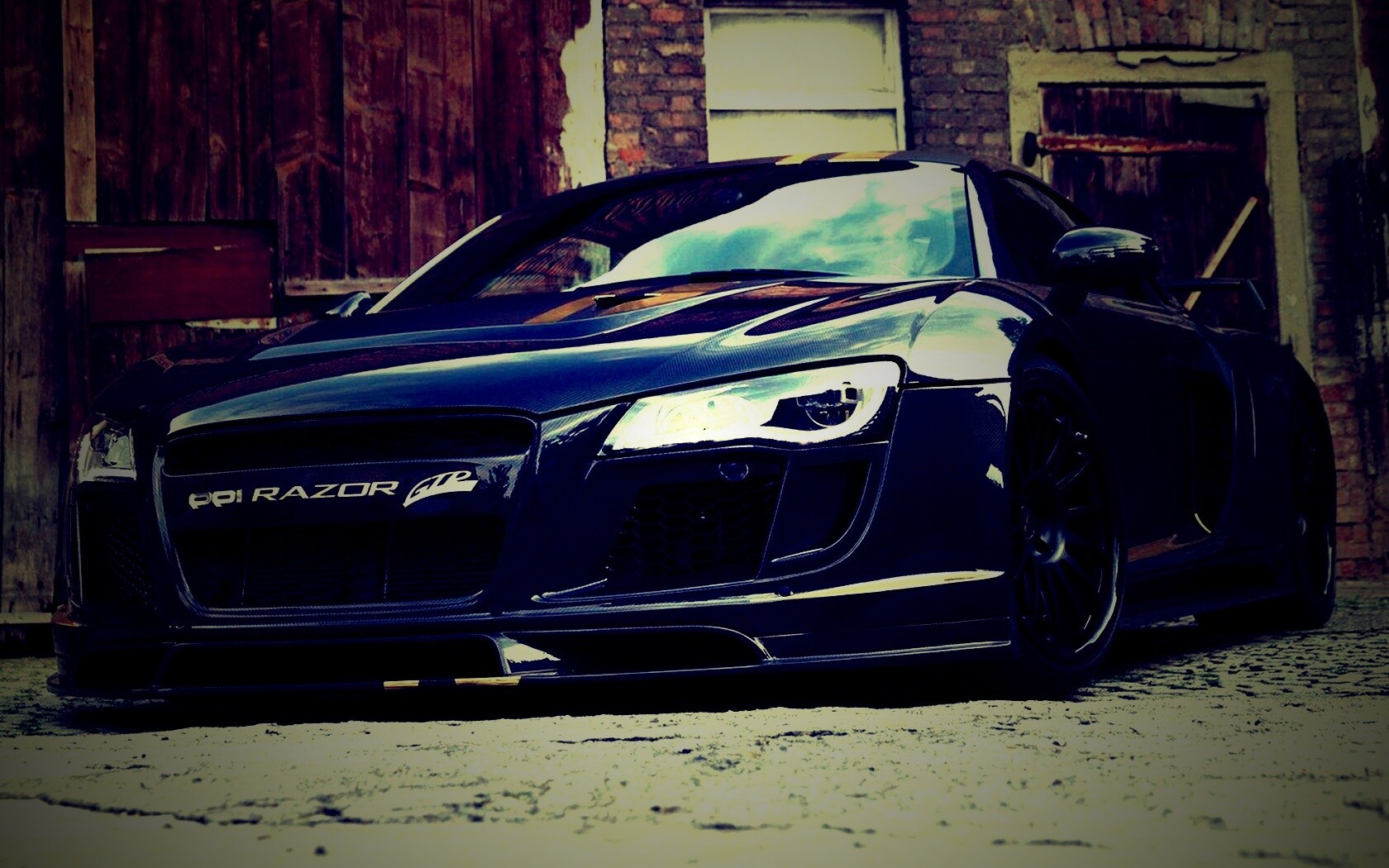 Черная Audi R8 обои