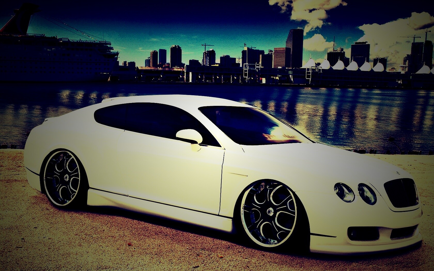 Bentley Continental GT обои