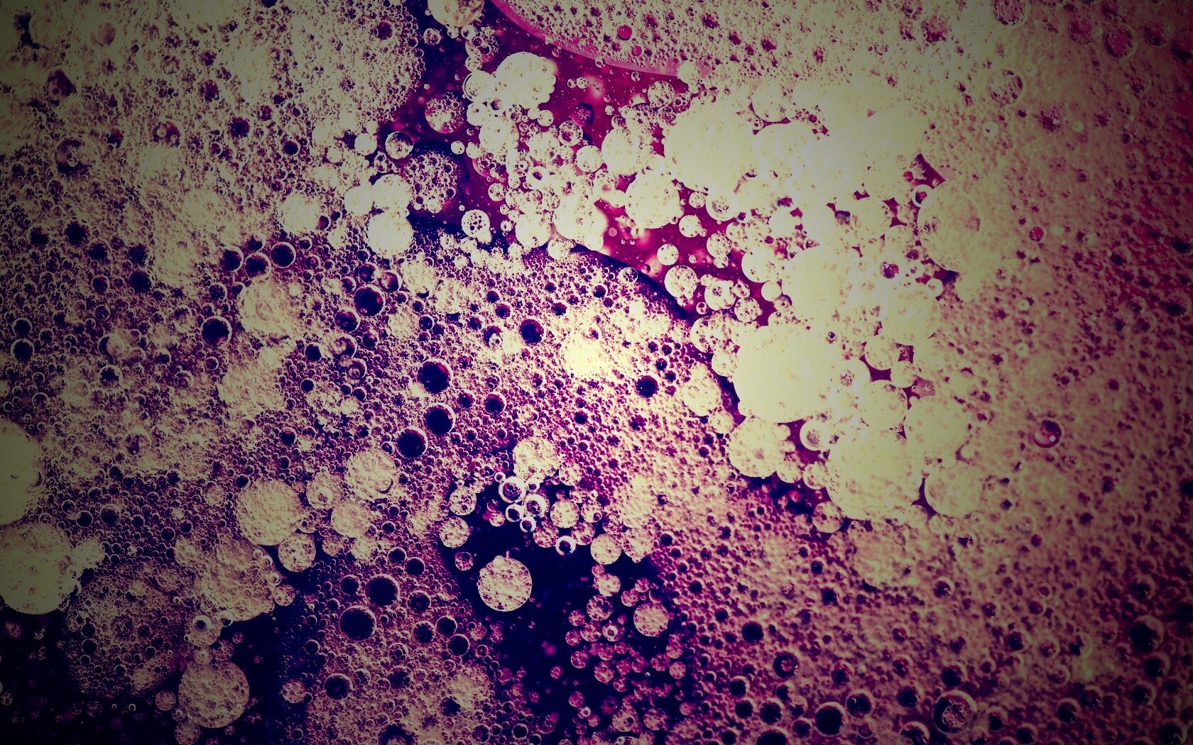 Реакция Вассермана в фиолетовых тонах обои