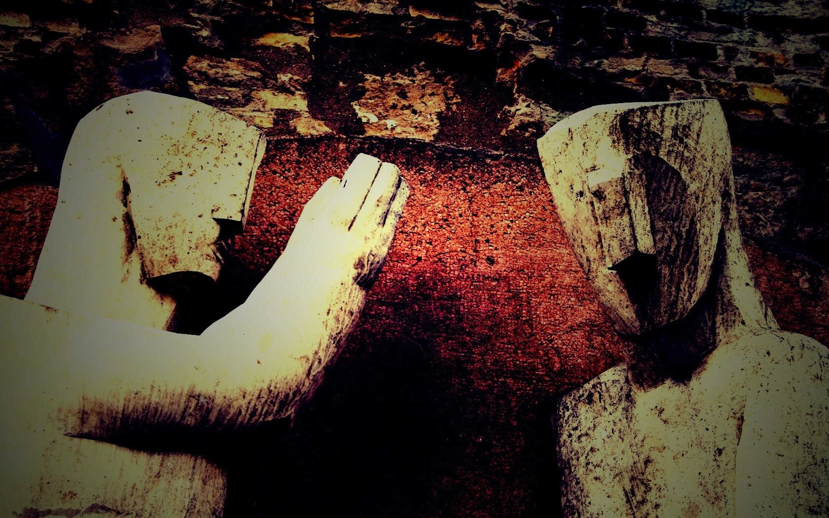 Берлинские каменные скульптуры обои