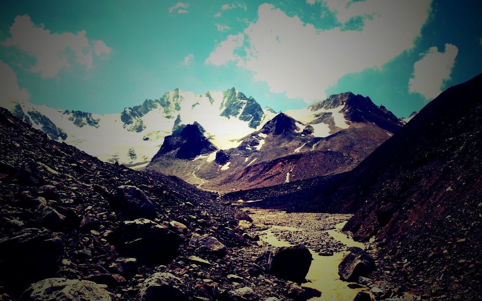 Горный пейзаж обои