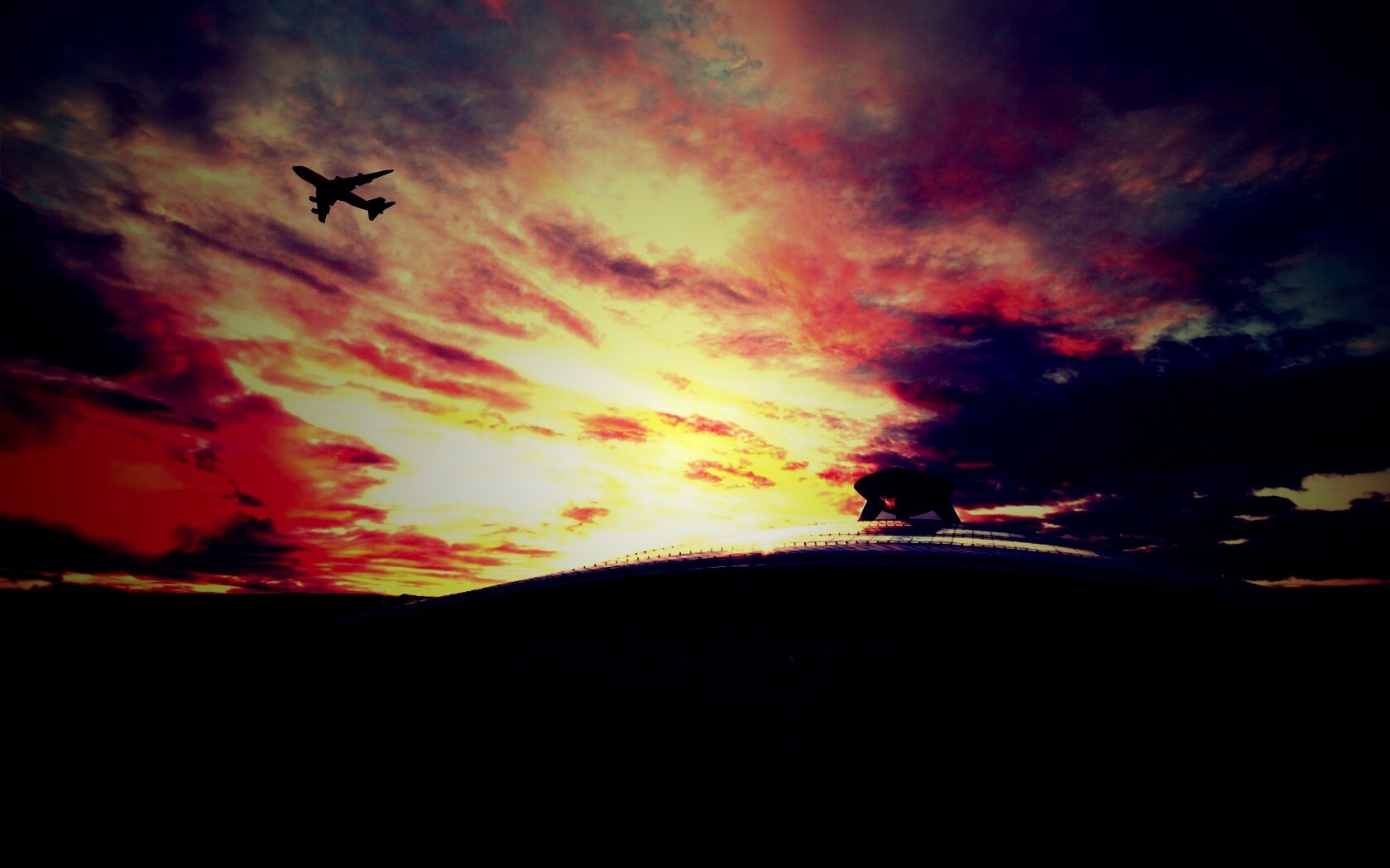 Самолет в закатном небе обои