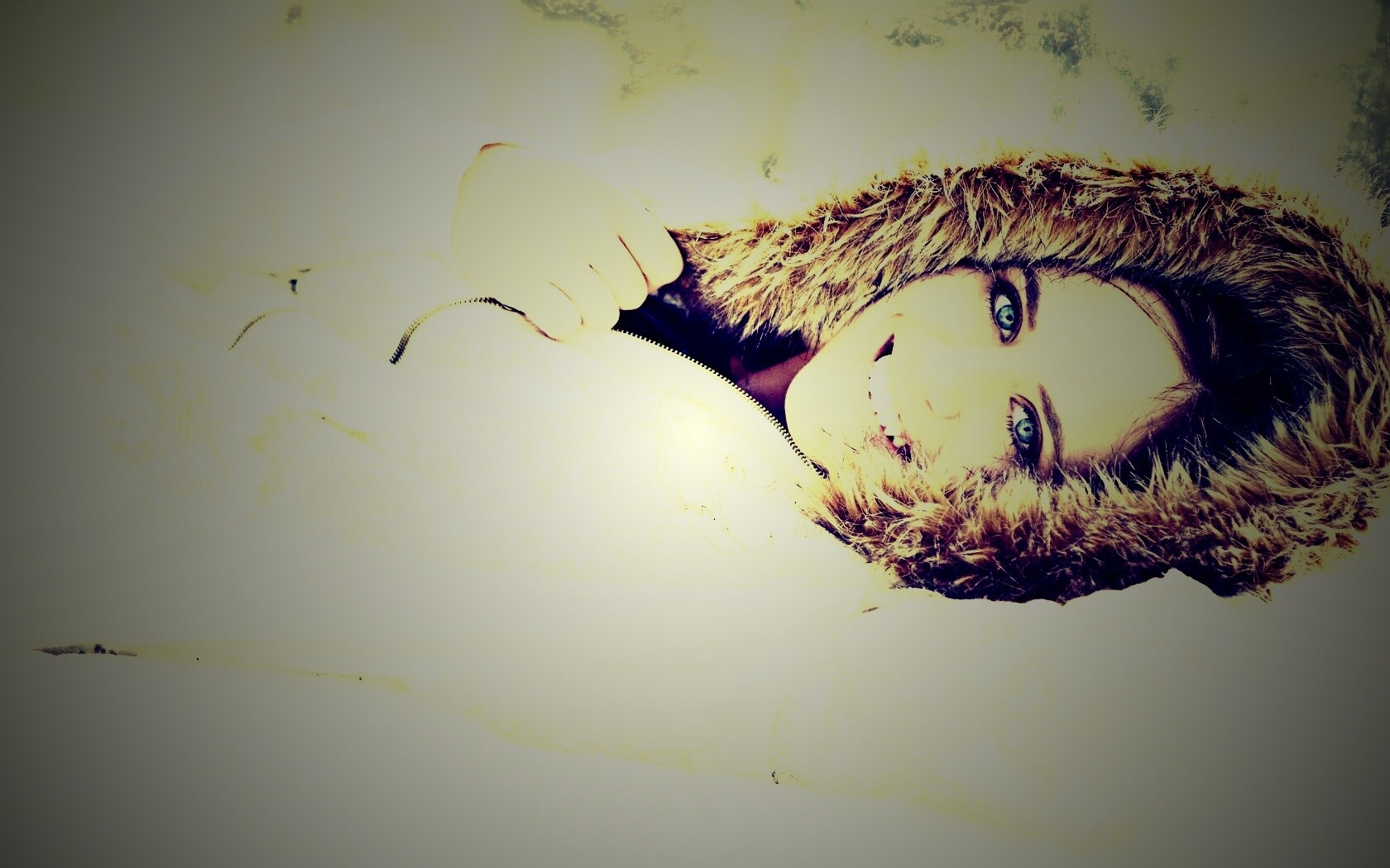 Девушка в снегу обои