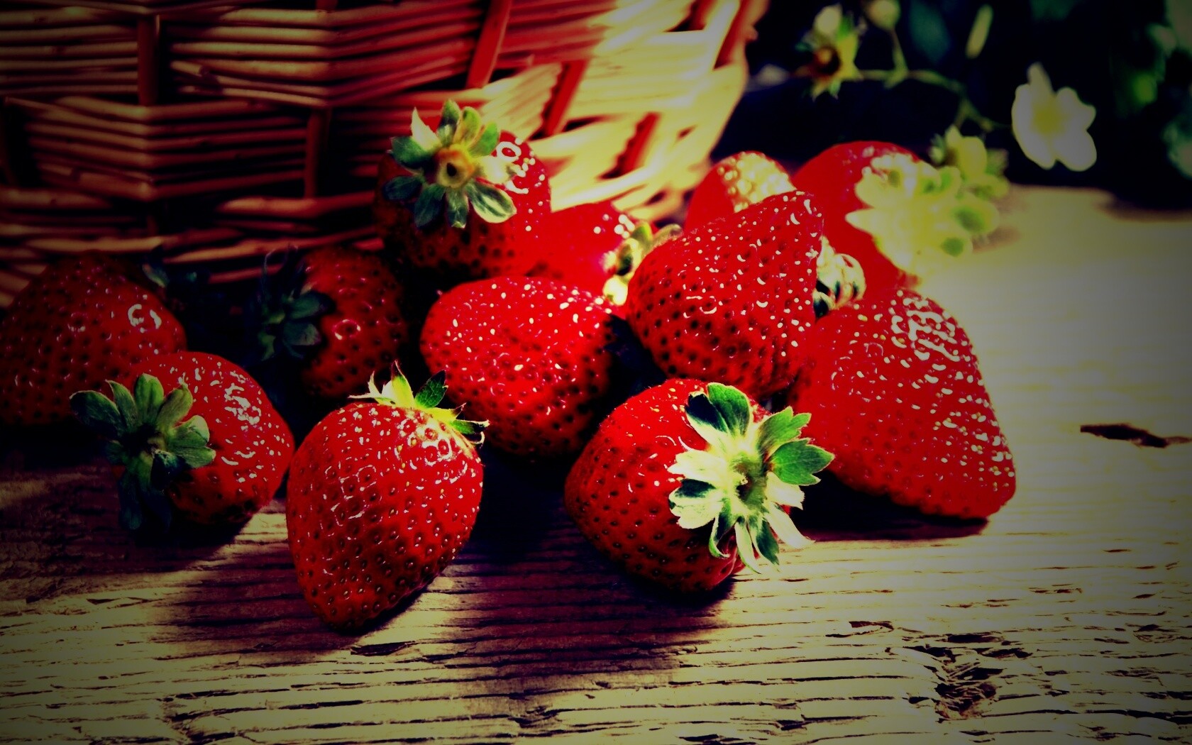 Клубничка обои