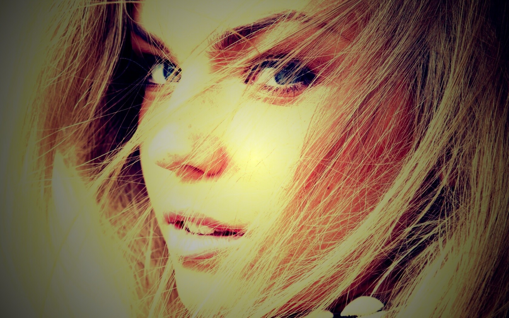 Завораживающий взгляд обои