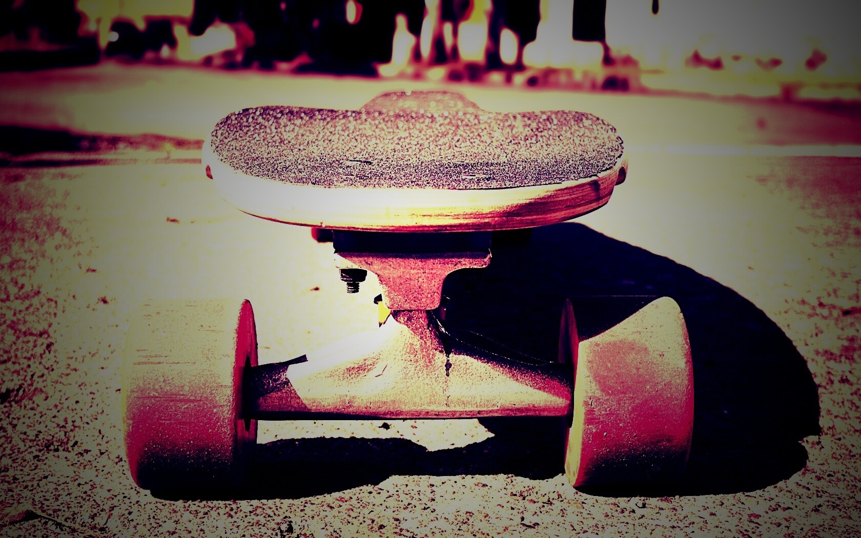 Скейтборд на солнце обои