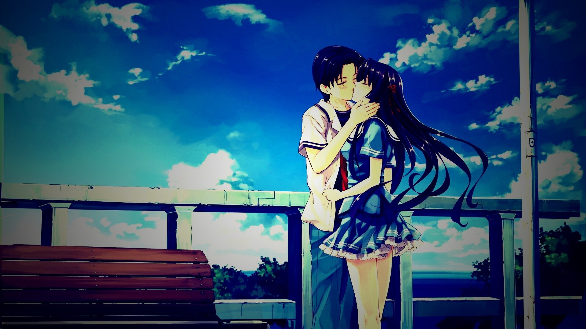 Поцелуй на набережной обои