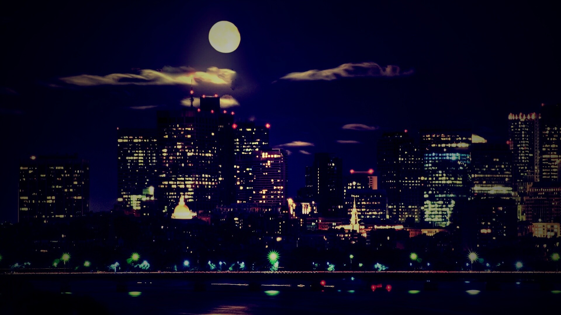 Луна над мегаполисом обои