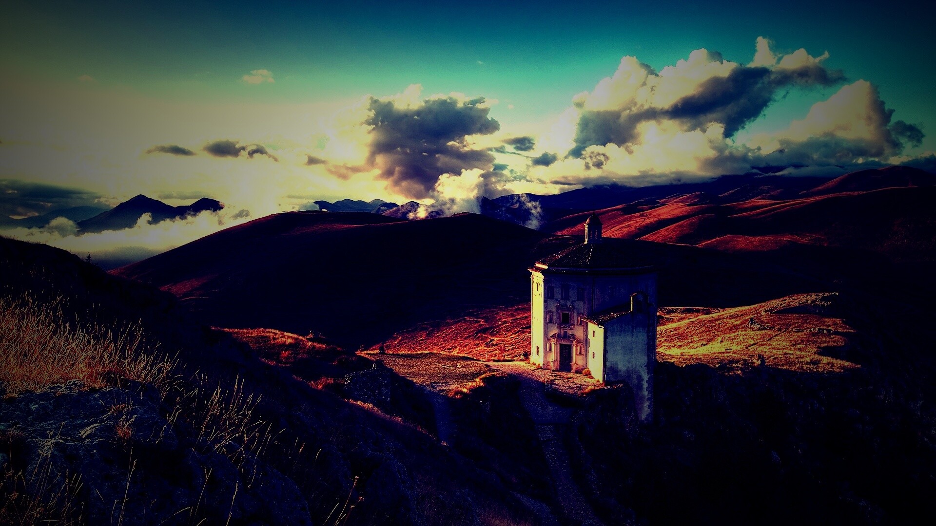 Горная церковь обои