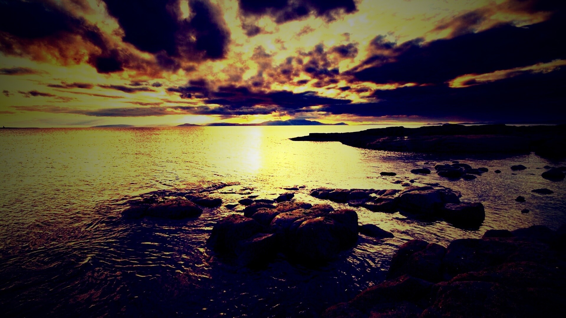 Красивый вид на вечернее море обои